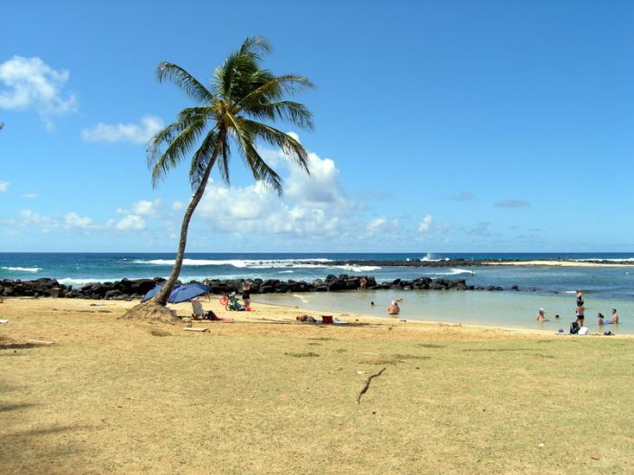 Poipu beach.JPG